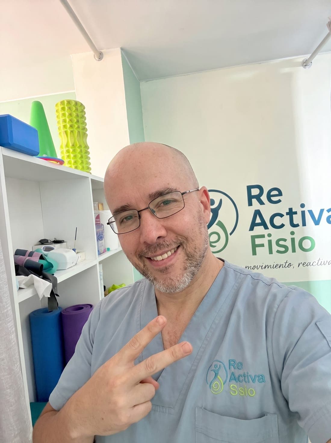 Lic. Diego Ramírez — Director clínico · Tecnólogo Médico en Terapia Física